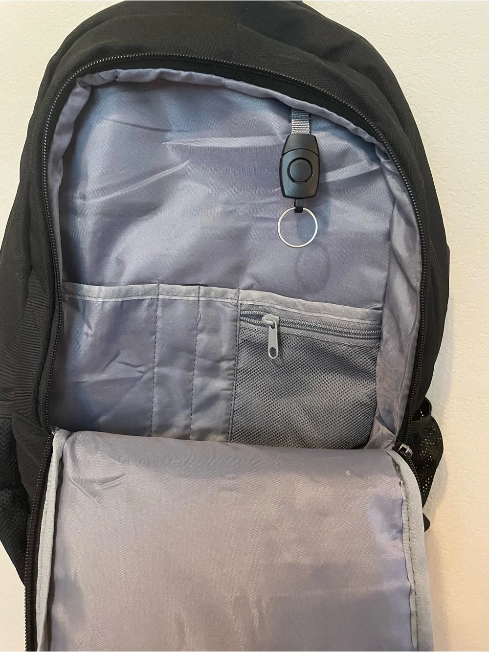 Black Men's Backpack – Versatile Everyday Carry